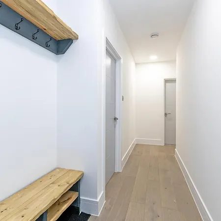 Lägenhet Coniston House, 3 Bedrooms With Parking, Appleby By Guestz Kirkby Thore