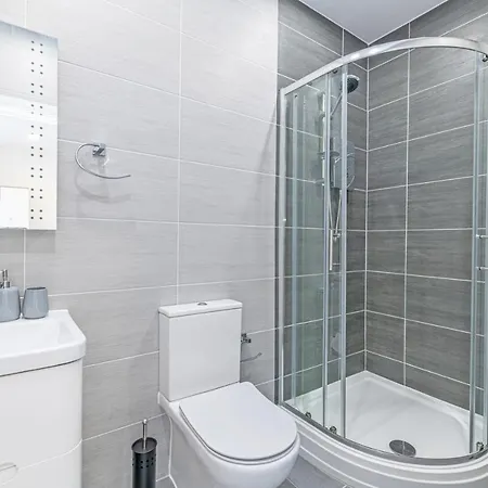 Daire Coniston House, 3 Bedrooms With Parking, Appleby By Guestz *